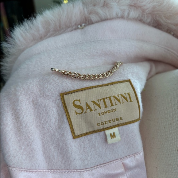SANTINNI 'Marlene'
Cashmere and Wool Coat in Rosa Pink SZ Medium - Picture 9 of 11